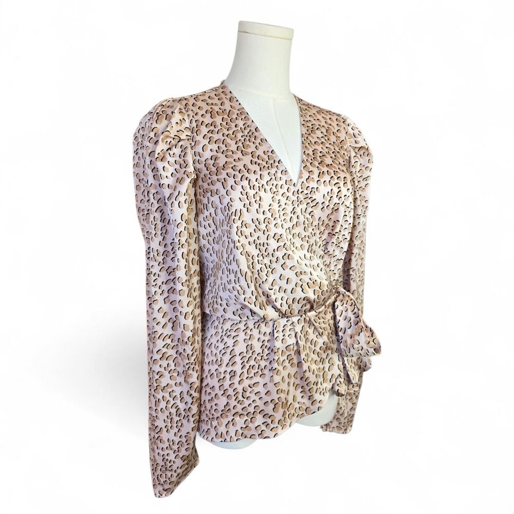 EXPRESS Light Beige/Black Animal Print Side-Tie Long Sleeve Top